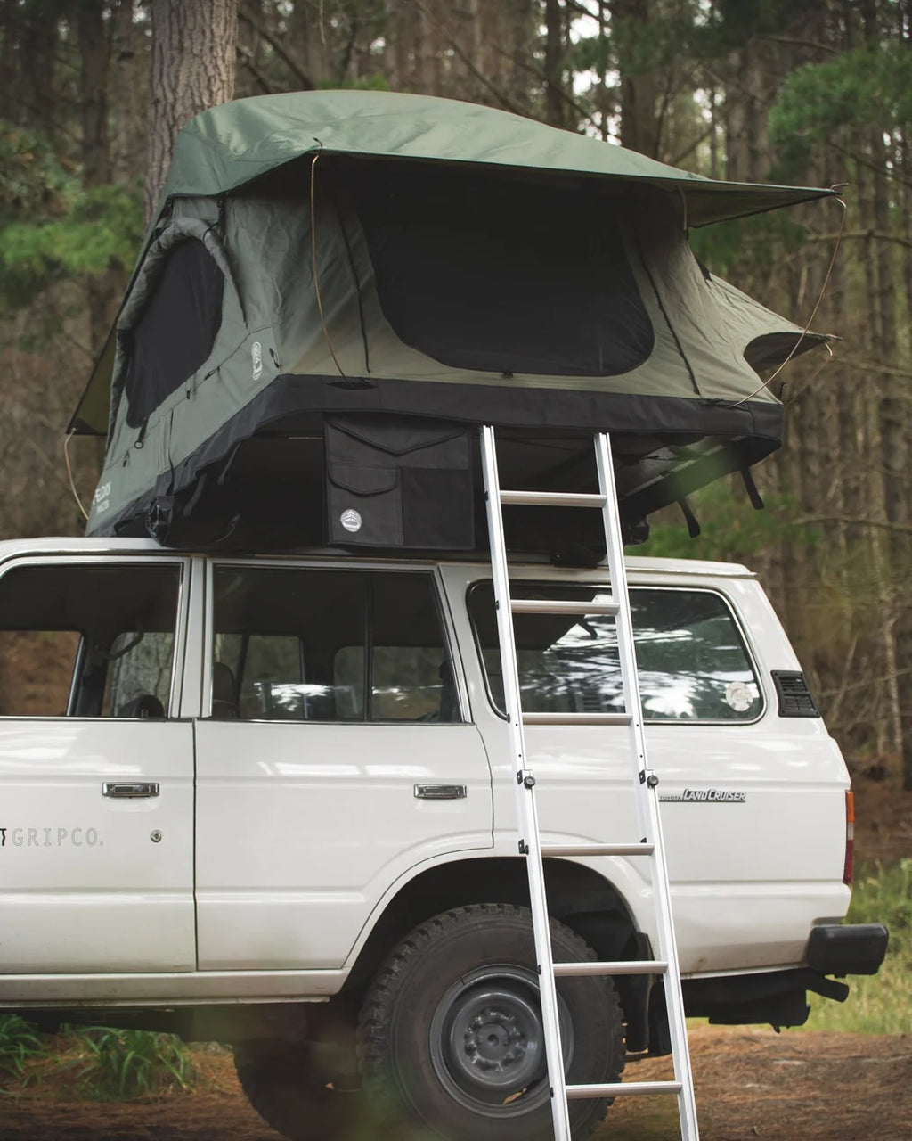 Crow's Nest Soft Shell Rooftop Tent Regular - Green