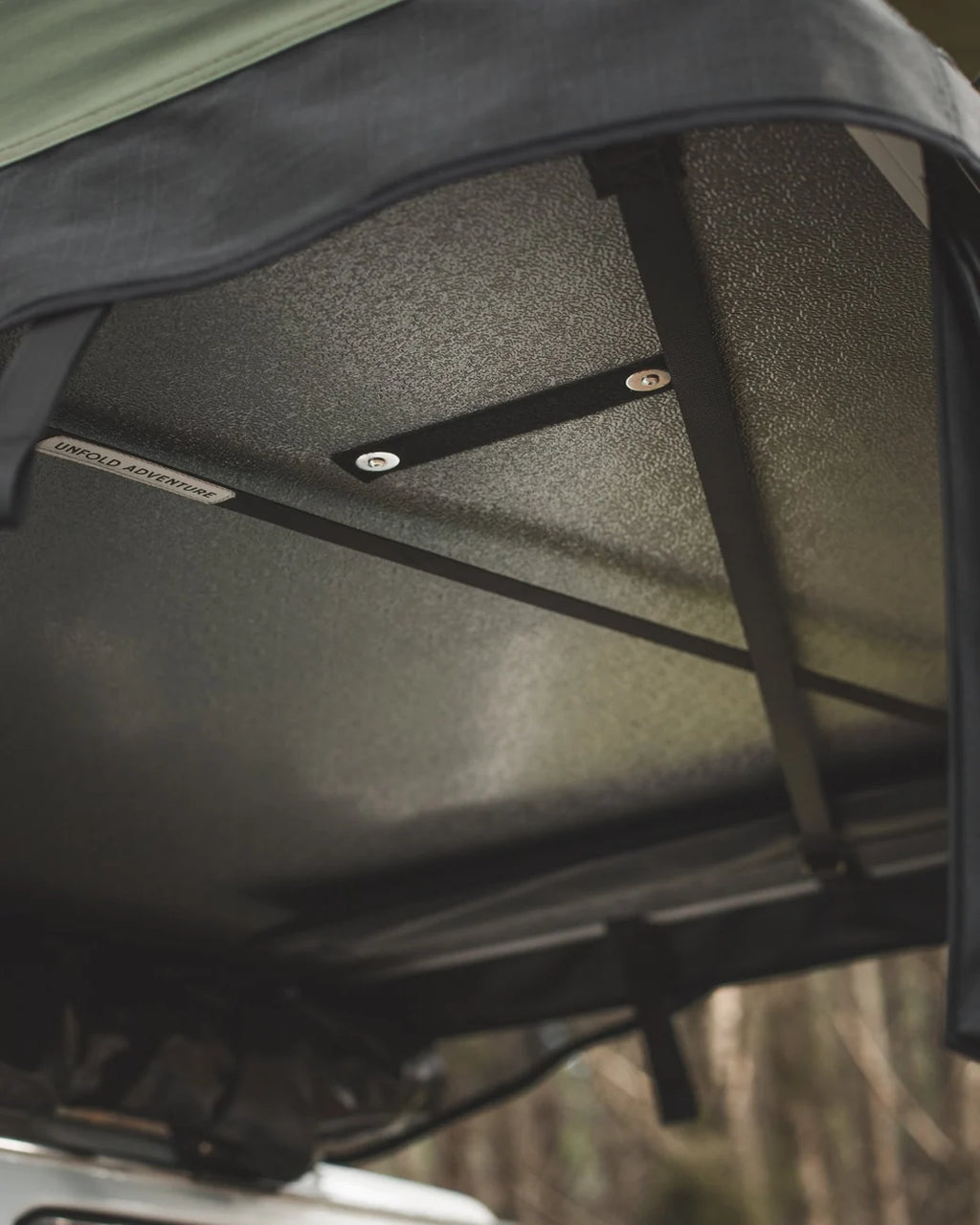 Crow's Nest Soft Shell Rooftop Tent Regular - Green