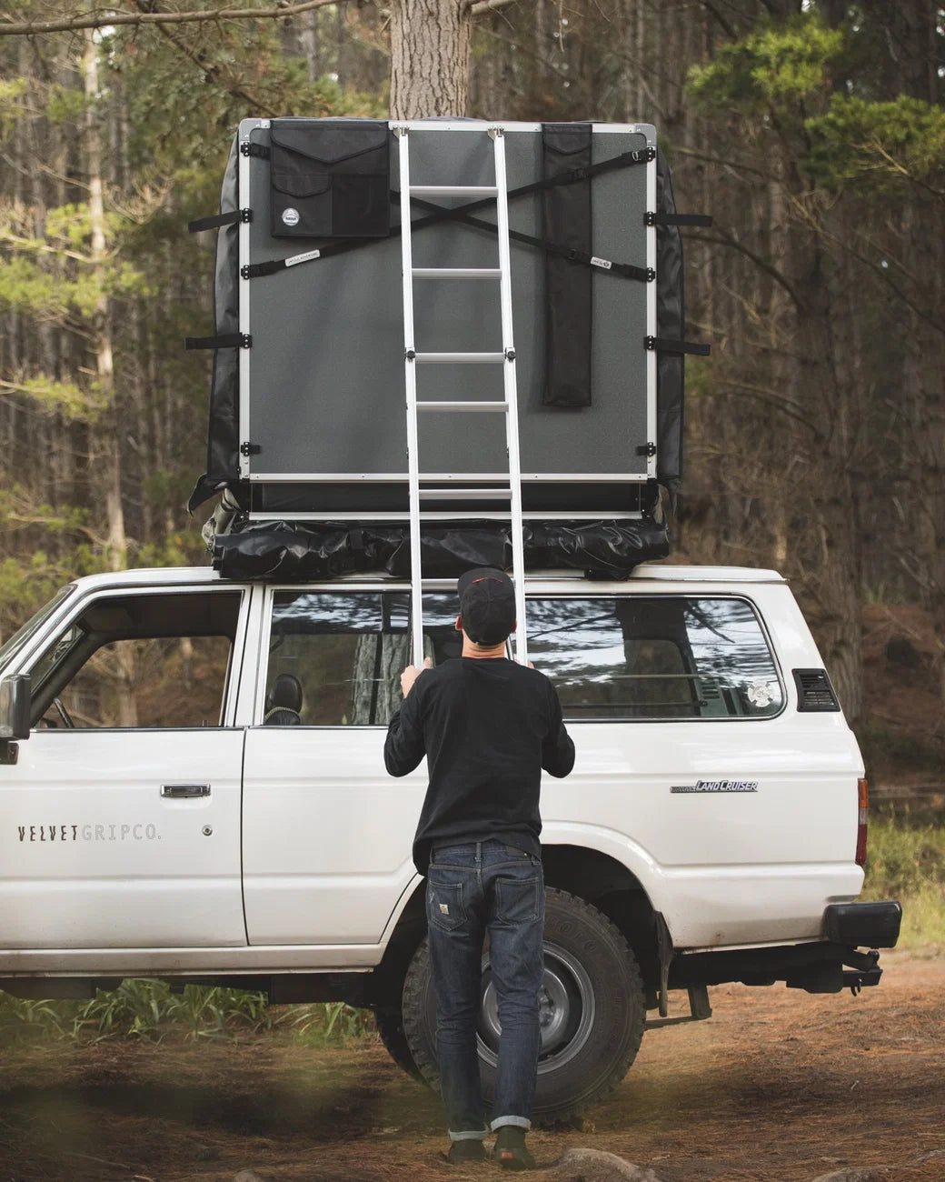 Crow's Nest Soft Shell Rooftop Tent Regular - Grey