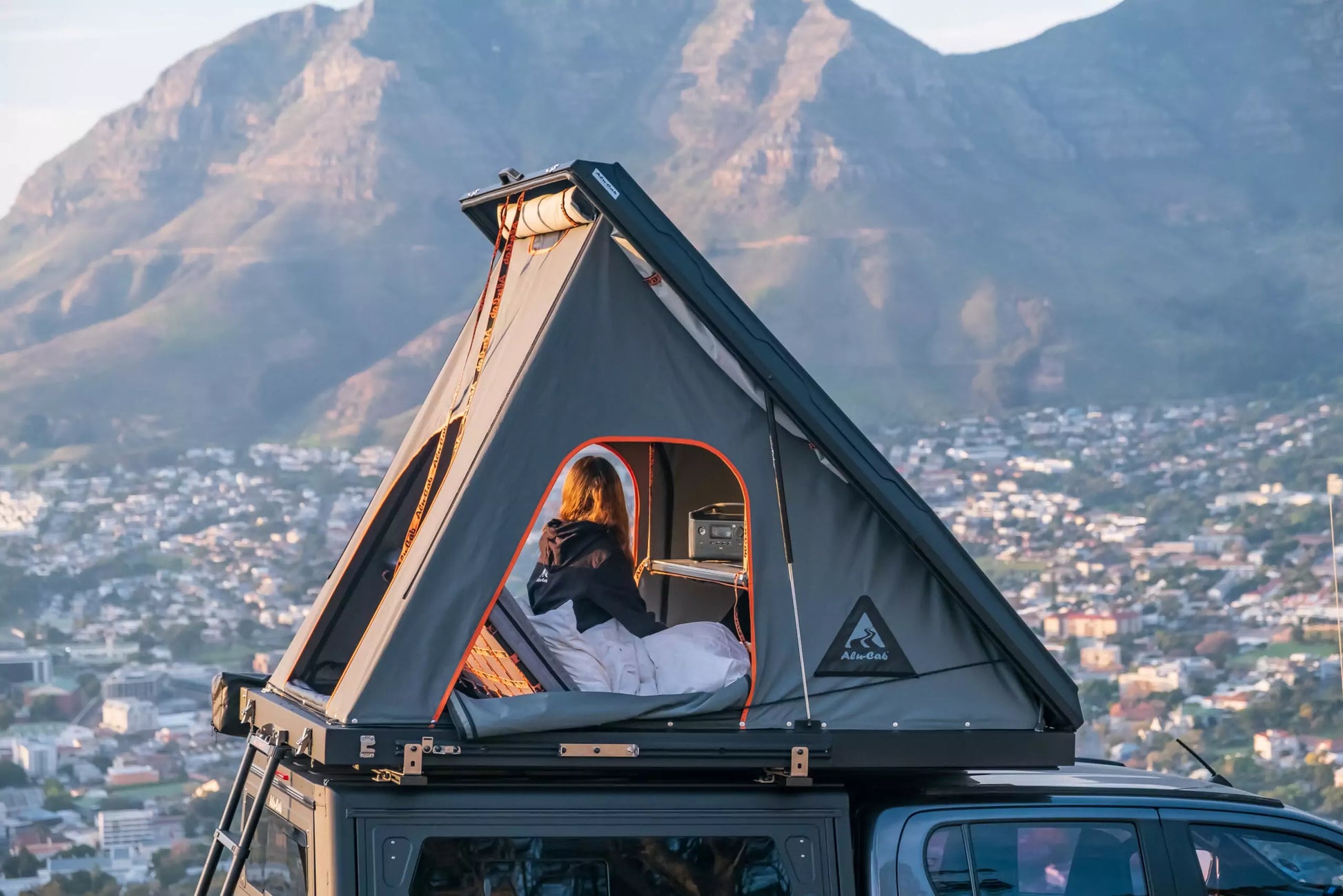 Alu-Cab Gen 3R Expedition Rooftop Tent – 4x4 Offroad Solutions