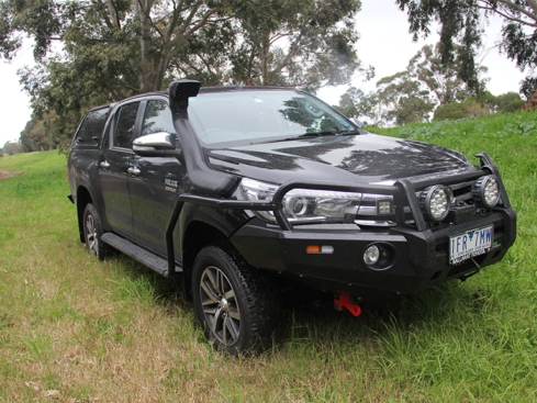Hilux Revo Snorkel Toyota Hilux ISNORKEL051
