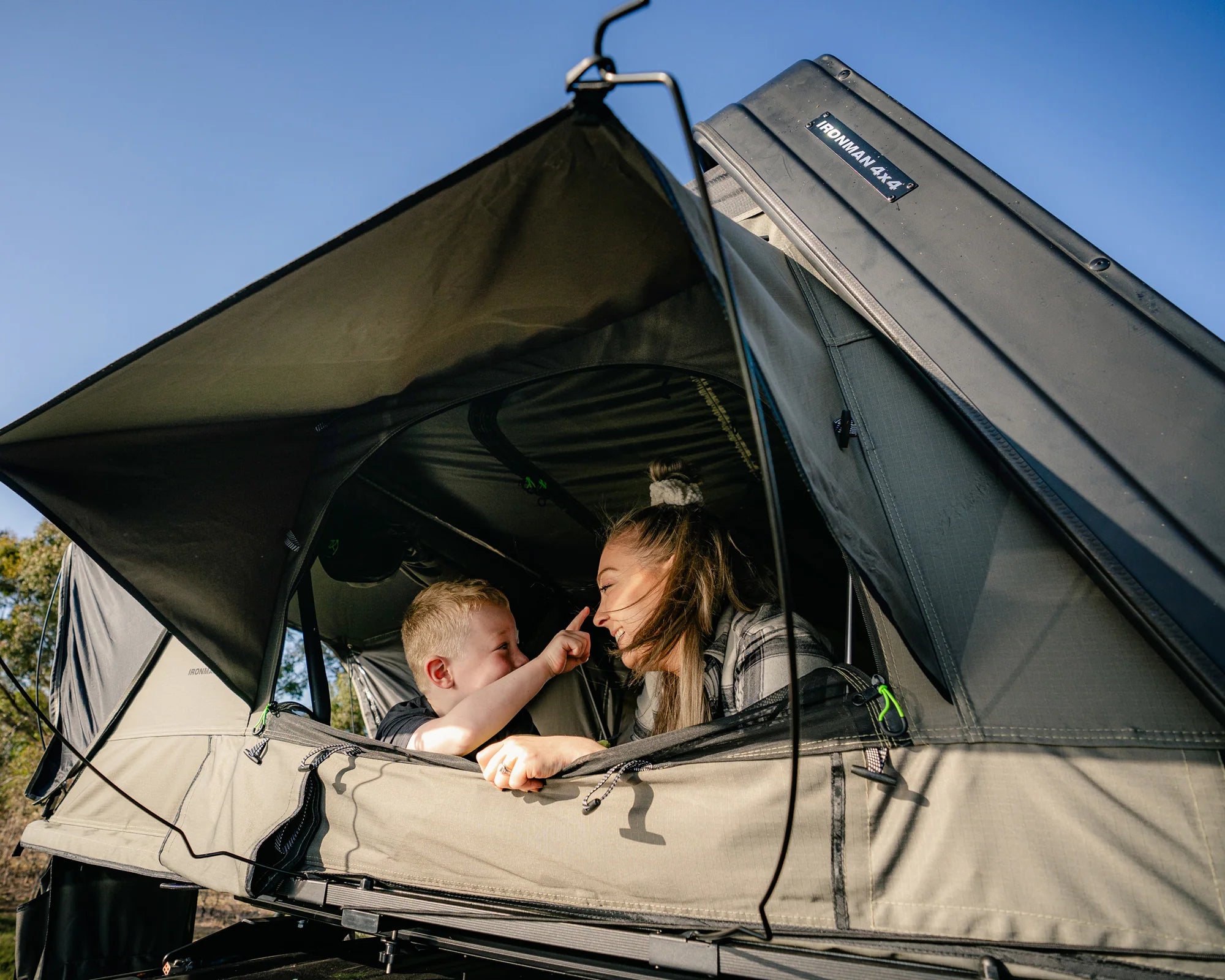 Ursa 1300 - ABS Hardshell Rooftop Tent SKU: IRTT0078