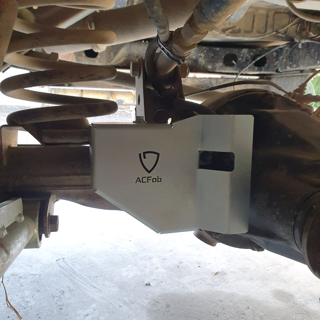 Toyota Landcruiser 76/78/79 and 80 series Rear Diff Locker Guard