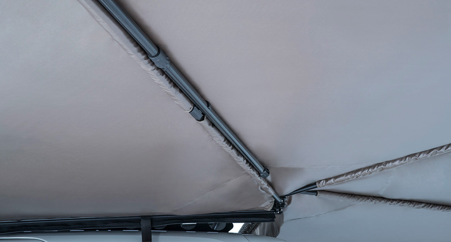 BATWING AWNING (LEFT) Part No: 33100